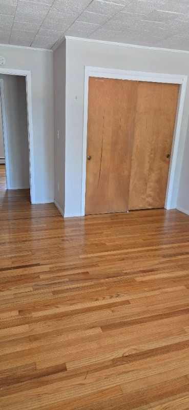 Building Photo - 61 Vanderburgh Ave