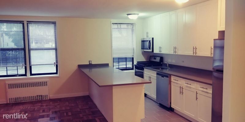 Primary Photo - 1 br, 1 bath Apartment - 4242 80th St