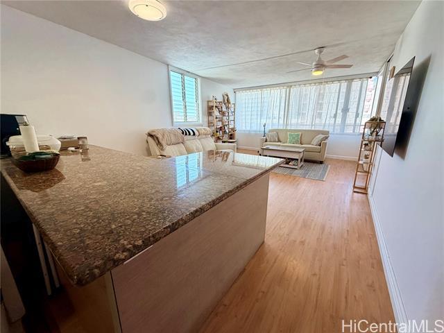 Foto del edificio - 435 Seaside Ave