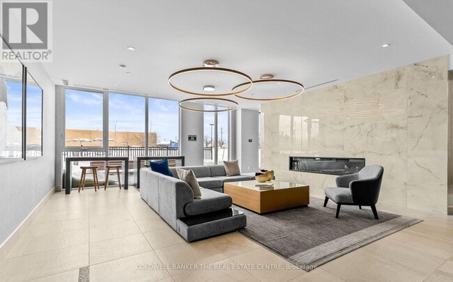 Building Photo - 185 Deerfield Rd