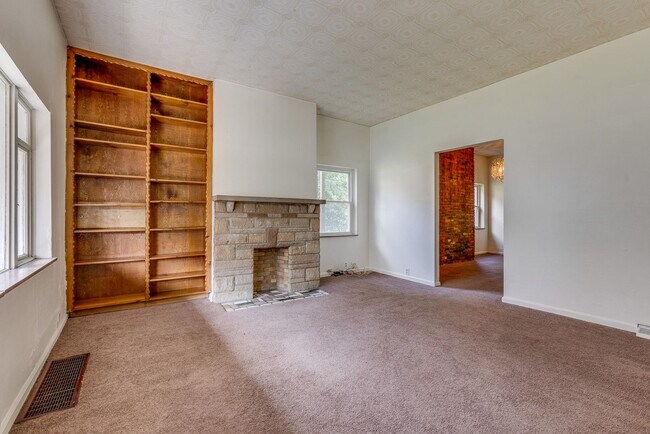 Building Photo - 316 Belonda St