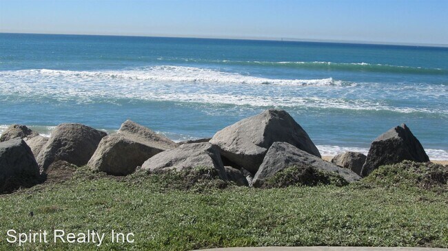 Foto del edificio - 3 br, 2.5 bath House - 1362 Seacoast