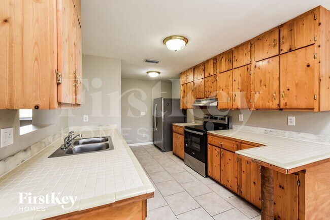 Foto del edificio - 1410 NE 5th Ln