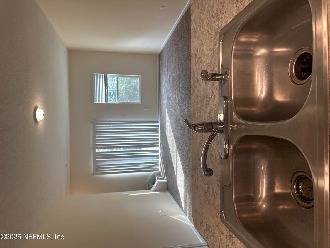 Foto del edificio - 7947 Echo Springs Rd