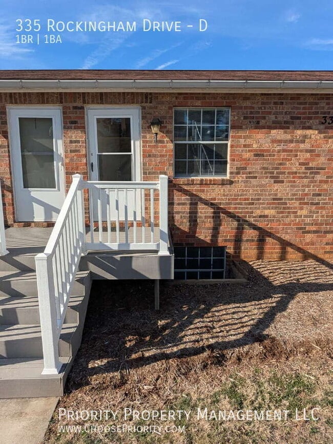 Foto del edificio - 335 Rockingham Dr