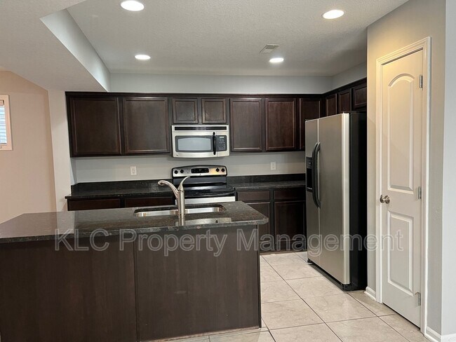 Foto del edificio - 9025 Greenspire Dr