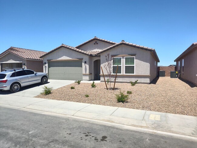 Building Photo - 3 bedroom 2 bath home located in Indian Springs, NV!
