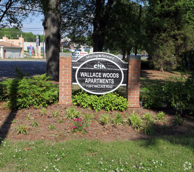 Foto del edificio - Wallace Woods Apartments