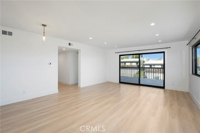 Building Photo - 33781 Silver Lantern St
