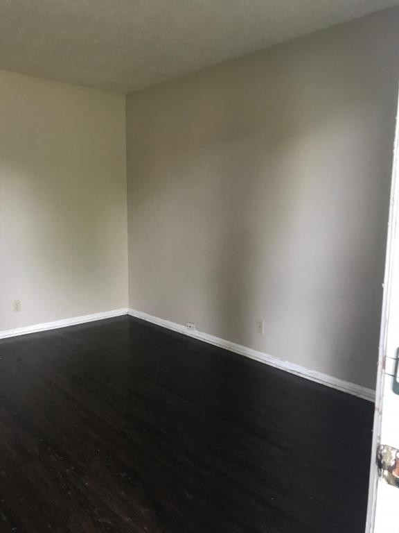 Foto del edificio - 5310 Milner Road, Unit 13