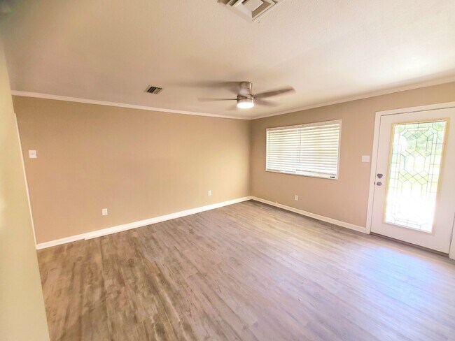 Foto del edificio - 4108 Ridgedale Rd