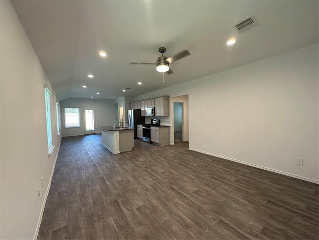 Building Photo - 25424 Lobelia Blossom Ln