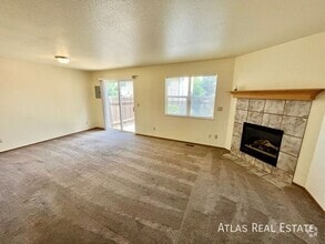Building Photo - 2355 Shawnee Dr