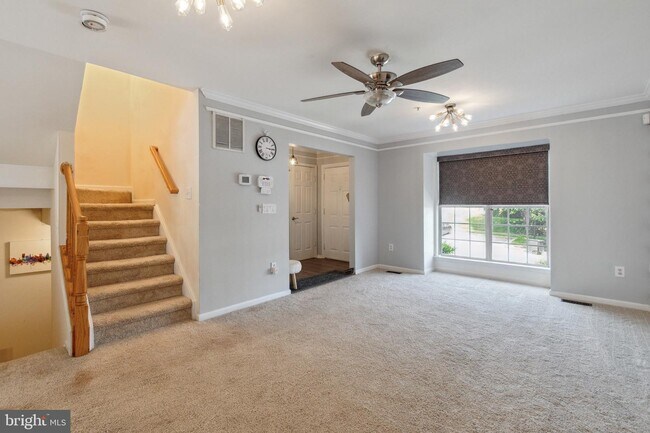 Building Photo - 663 Lucky Leaf Cir