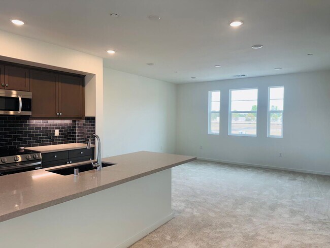 Foto del edificio - Welcome Home to Your Brand-New Sanctuary a...