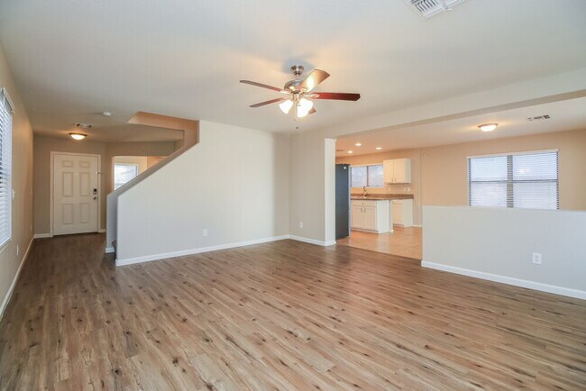 Foto del edificio - 2356 E 35th Ave