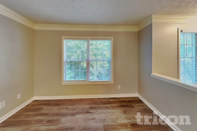 Building Photo - 1455 Enchanted Forest Dr