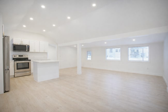 Foto del edificio - 2403 Westfield St