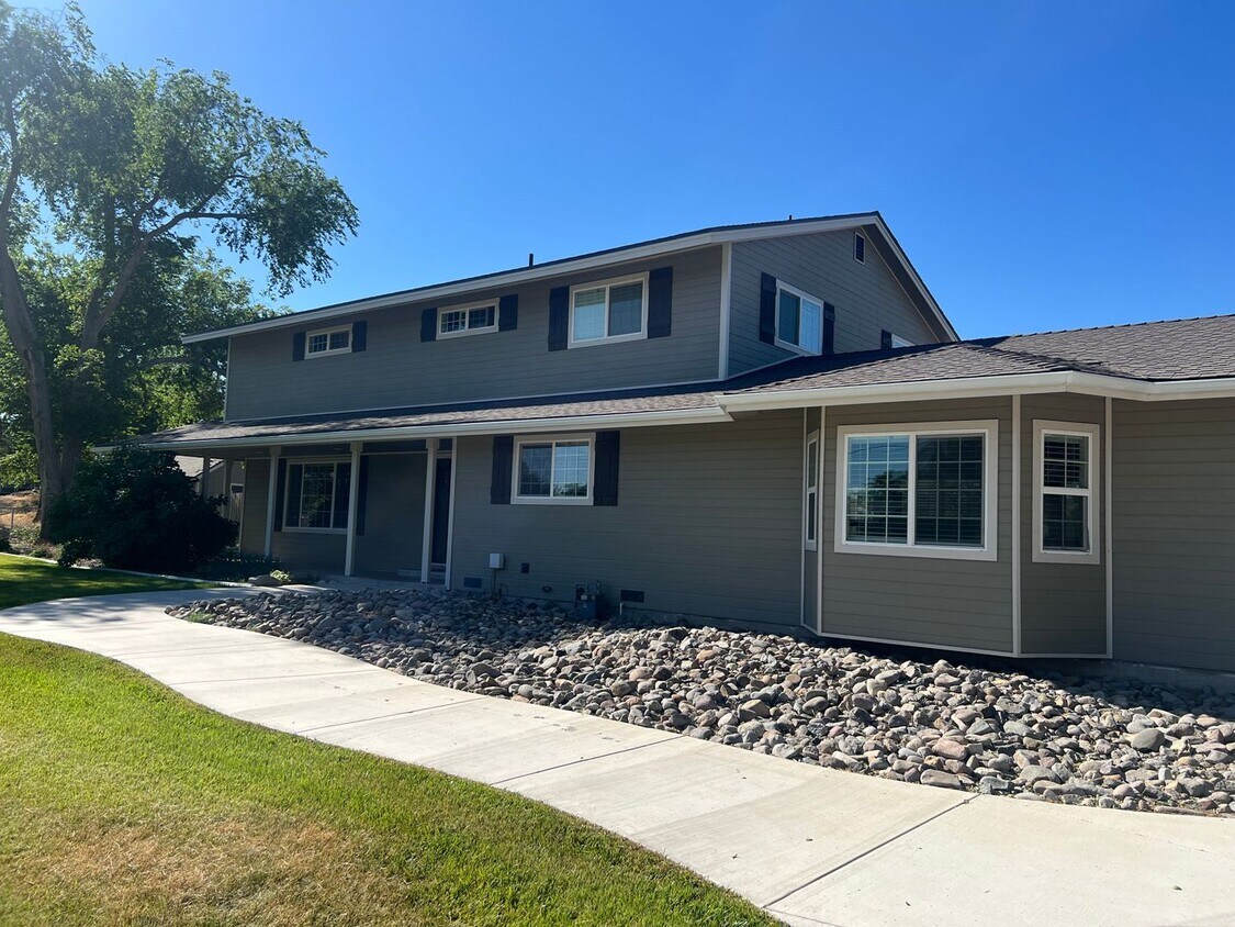 1899 Sorrel Ln, Gardnerville, NV 89410 House Rental in Gardnerville