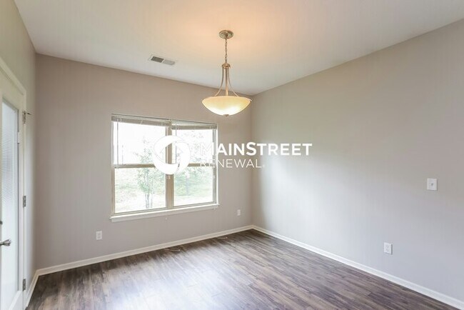 Building Photo - 2 Bedroom Pet-Friendly Home in Grain Valle...