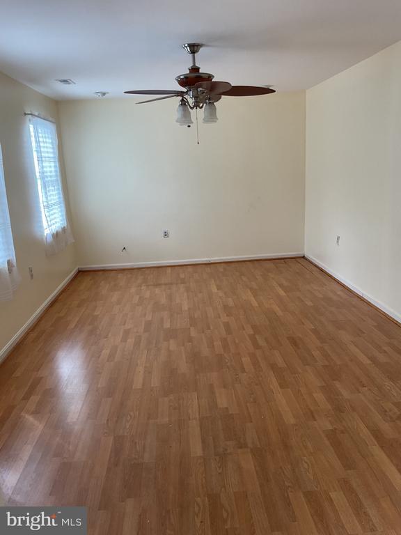 Building Photo - 2926 W Almondbury Dr