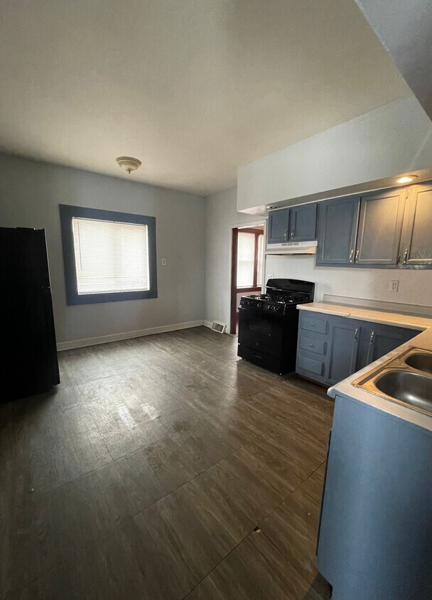 Foto principal - 713 S Carlisle St