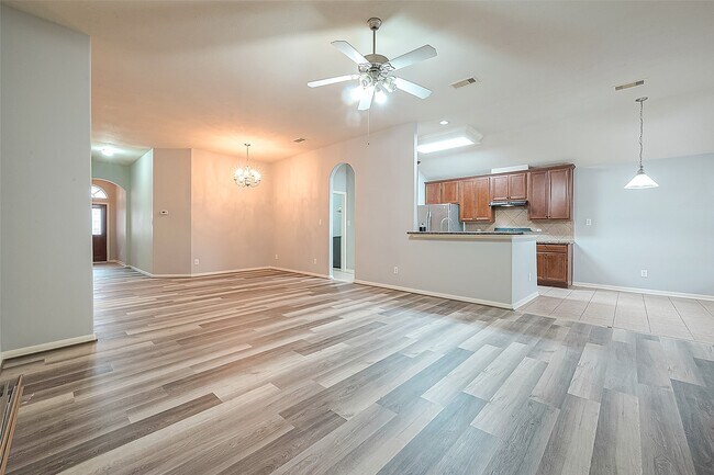 Foto del edificio - 12727 High Cotton Ln