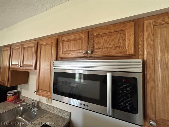 Building Photo - 133 Serenity Avenue