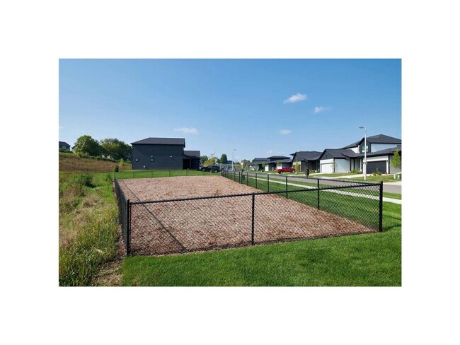 Building Photo - 2127 Preserve Dr NW