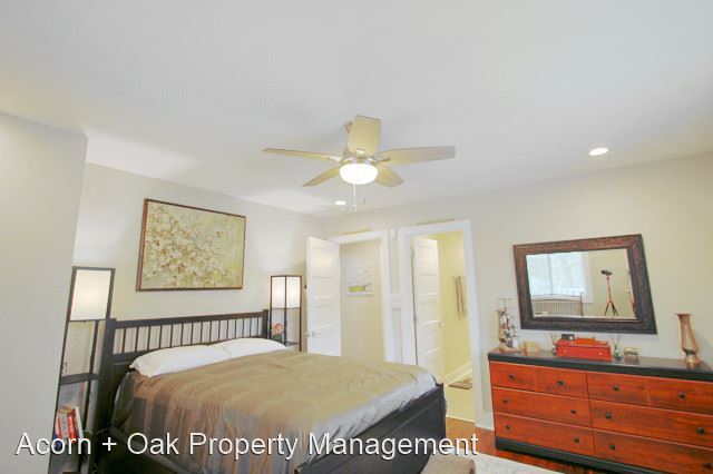 Building Photo - 3 br, 3.5 bath House - 918 Orient St.