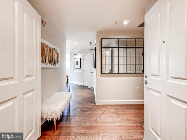 Building Photo - 801 Key Hwy