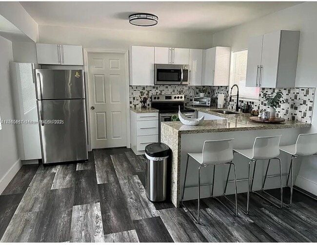 Foto del edificio - 6411 SW 20th St