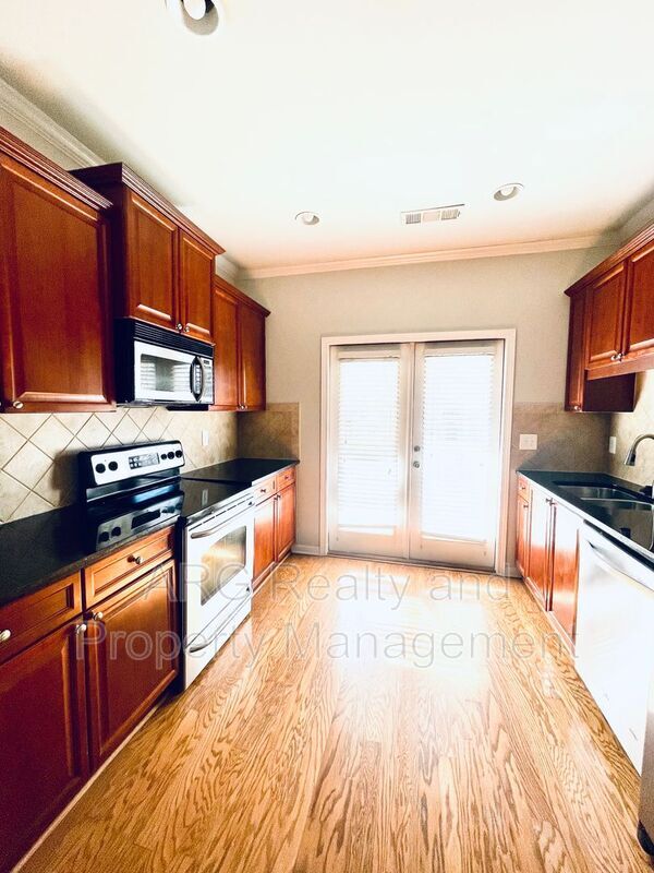 Building Photo - 1245 Liberty Pky NW