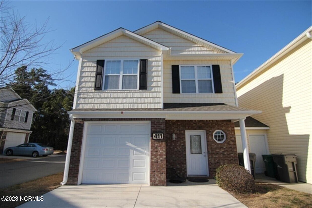 Primary Photo - 411 Triton Ln