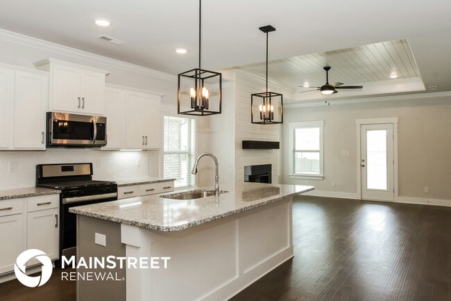 Building Photo - 6522 Oak Mdw Dr SE