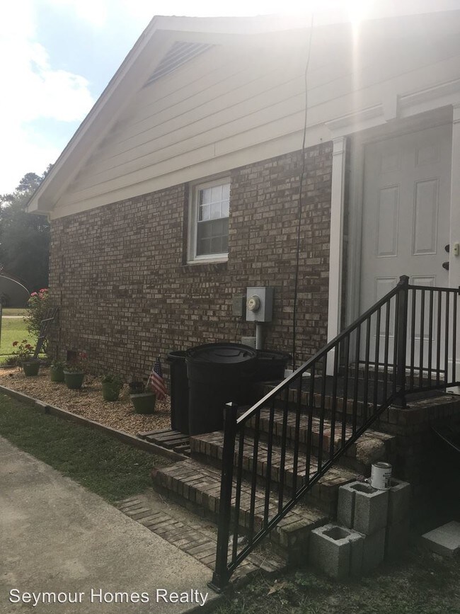 Foto del edificio - 3 br, 2 bath House - 305 Spring Creek Road