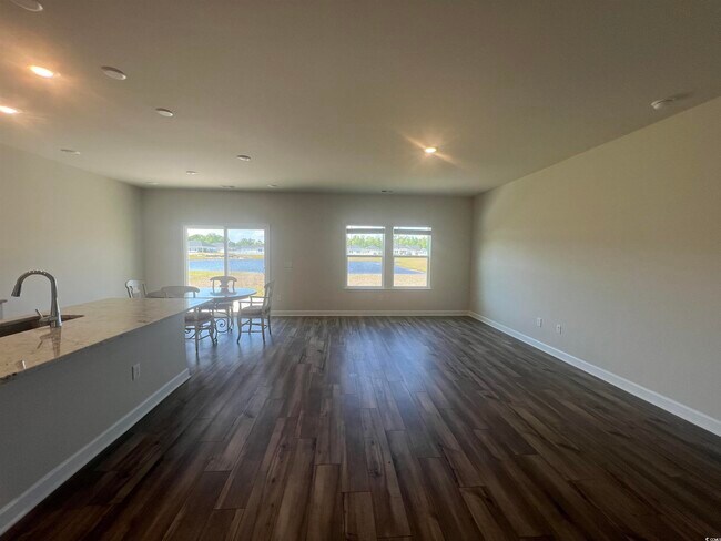 Building Photo - 829 Sandy Side Dr