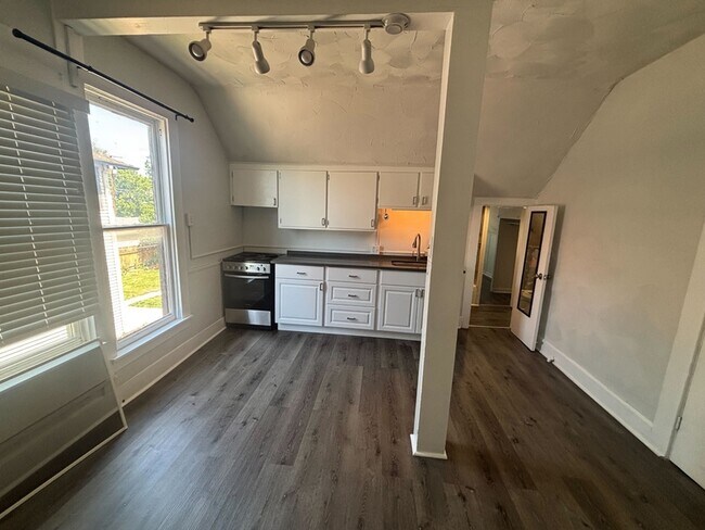 Photo - 1395 S 900 E Apartment