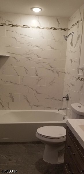 Foto del edificio - 391 E 23rd St