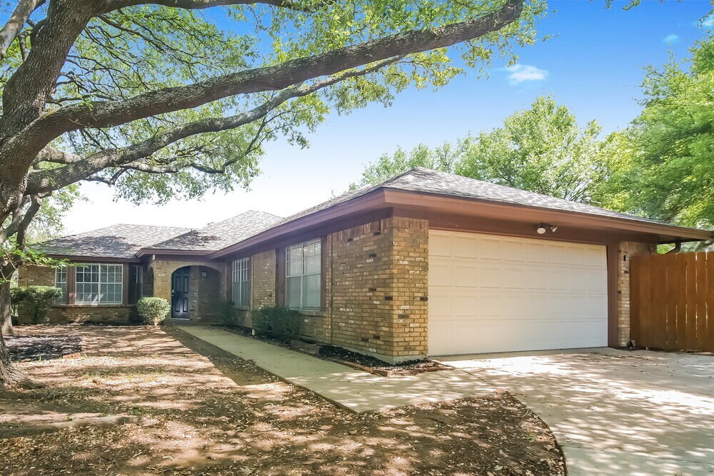 Foto principal - 709 NW Renfro St