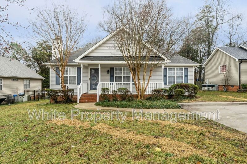 Foto principal - 1063 Stirrup Pl NW