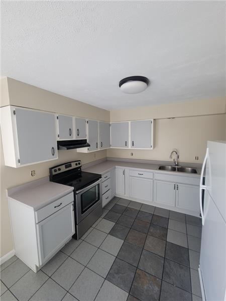Foto del edificio - 6452 Westland Dr