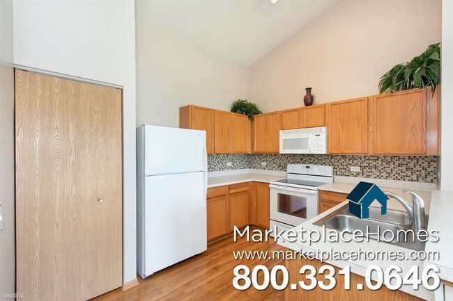 Foto del edificio - 2 br, 2 bath  - 531 Silverstone Dr