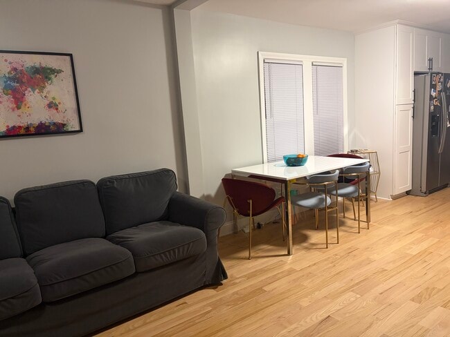 Foto del edificio - 12842 Wood St
