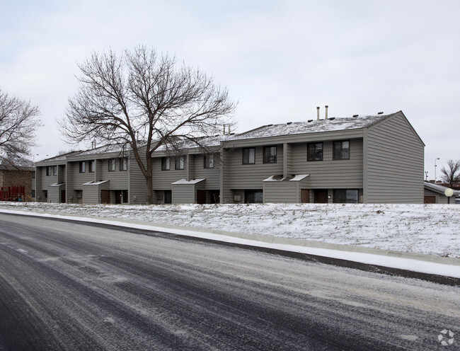 Foto del edificio - Lakeside Apartments