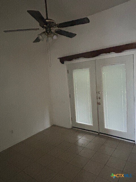 Foto del edificio - 606 Atkinson Ave