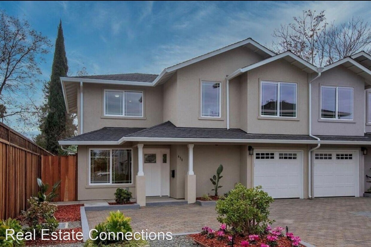 Primary Photo - 3 br, 2.5 bath House - 430 Douglas Place