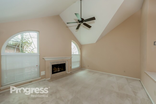 Foto del edificio - 23 Silver Canyon Pl