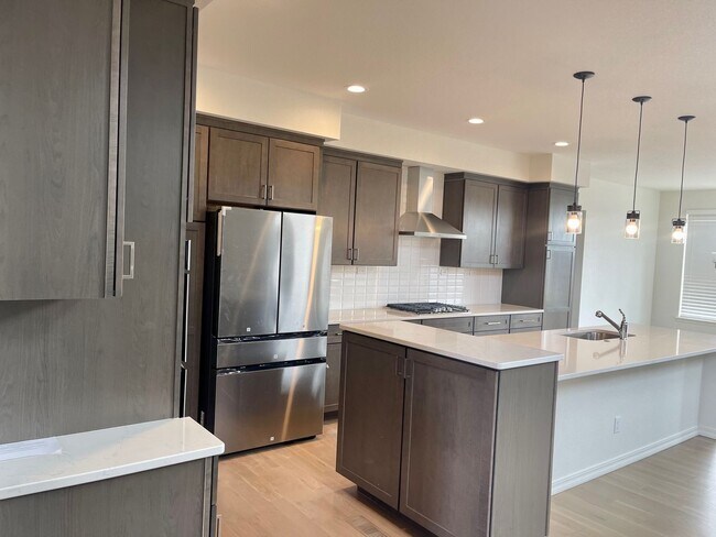 Foto del edificio - stunning two-story home with open-concept ...