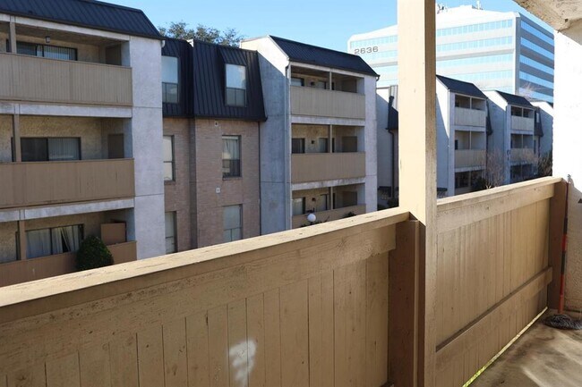 Foto del edificio - 8421 Hearth Dr